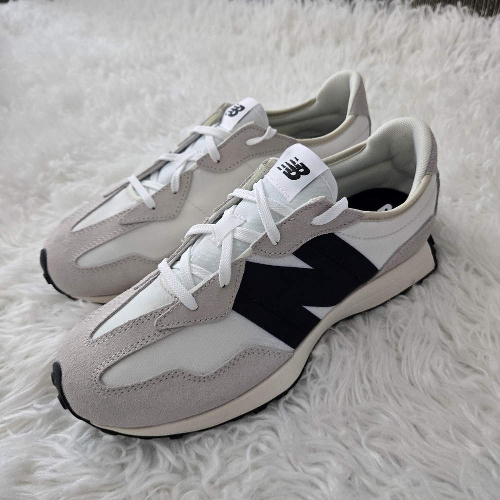 New Balance White and Black Sneakers Retro Style